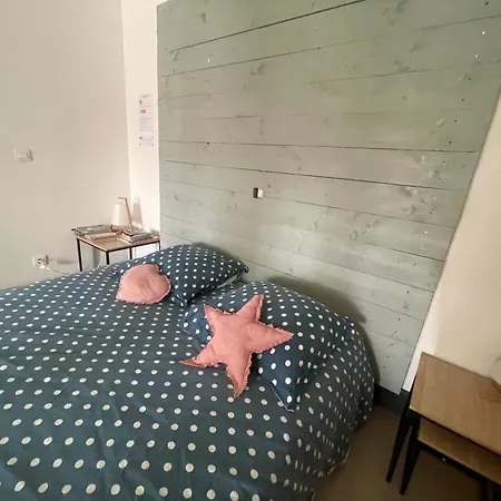 Le Mazet Chambre D'hotes *
