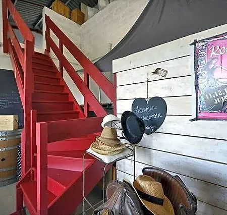 Le Mazet D'hotes Bed & Breakfast